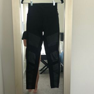 Alo Moto Leggings